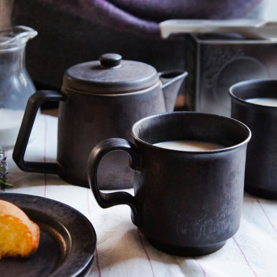 Best Small Ceramic Teapot - Thistle & Sprig Tea Co.