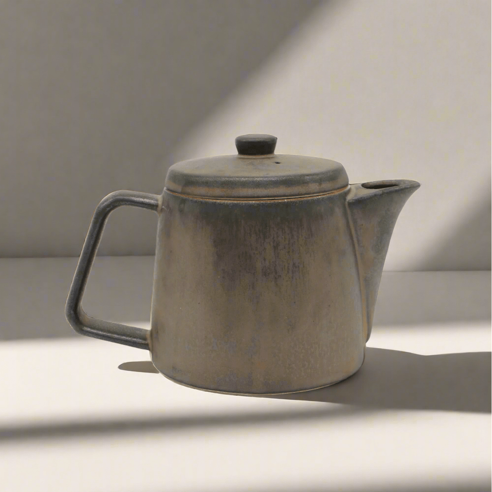 手作リティーポット Small Ceramic Teapot with Infuser - Authentic Japanese Handmade