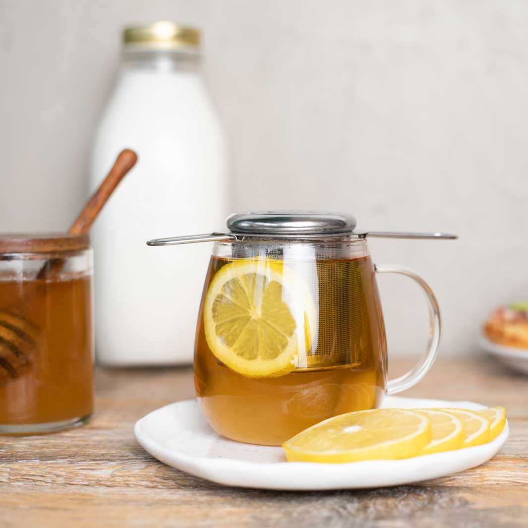 Basket Infuser Brewing Tea with Lemon - Thistle & Sprig Tea Co.